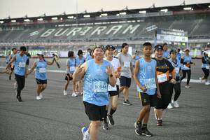 BIB: 51296, 52370, 1040
                            <button type="button" onclick="openModal(10466682)" class="btn btn-primary btn-sm float-right btn-popup" data-toggle="modal" data-target=".modal-high-quality">
                        <i class="fas fa-shopping-cart"></i> Add to Cart
                    </button>
                                            <button type="button" onclick="isThisMe(10466682, true)" class="btn btn-success btn-sm float-right btn-popup btn-isme hidden" data-toggle="tooltip" data-placement="bottom" title="นี่คือรูปของคุณใช่ไหม คลิกที่นี่เพื่อเอาเข้าอัลบั้ม">
                        <i class="fas fa-plus"></i> Add to album
                    </button>
                    <button type="button" onclick="isThisMe(10466682, false)" class="btn btn-warning btn-sm float-right btn-popup btn-isnotme hidden">
                        <i class="fas fa-ban"></i> Remove from album
                    </button>